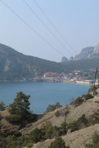 Март на пасеке в Крыму